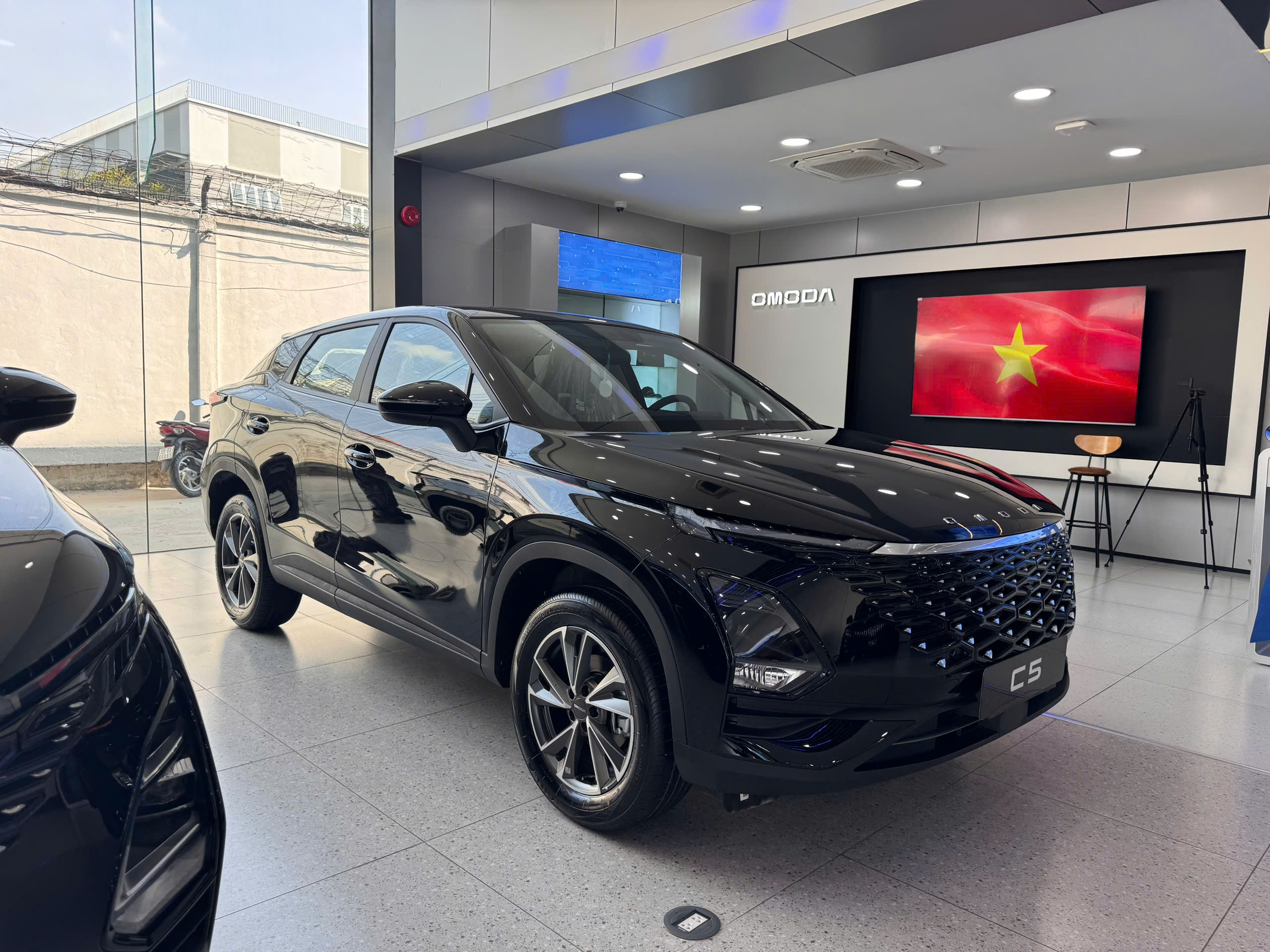 Omoda bình dương C5 Luxury